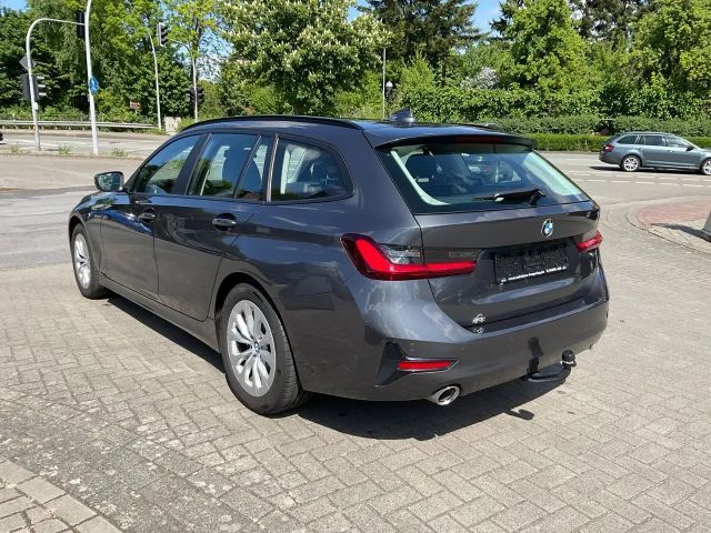 BMW 320 320d Touring xDrive