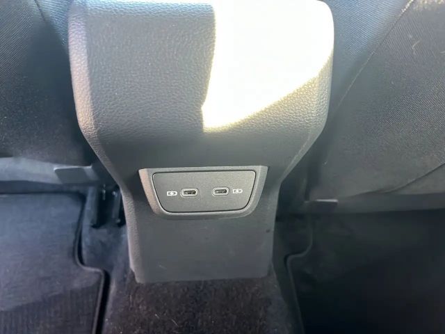 Volkswagen Taigo 1.5 TSI DSG Style