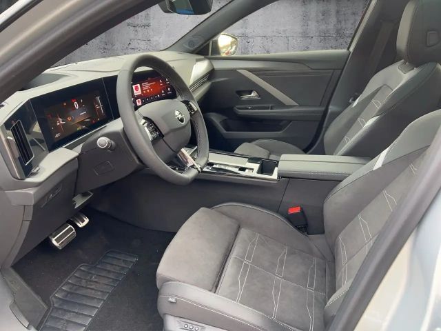 Opel Astra Sports Tourer Ultimate