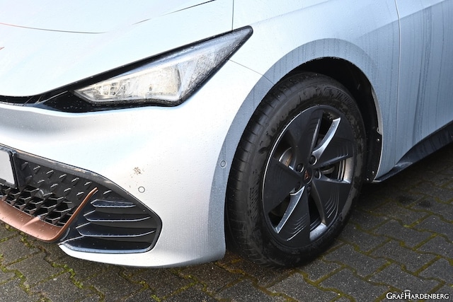 Cupra Born Born HUD LED PDC SzHzg