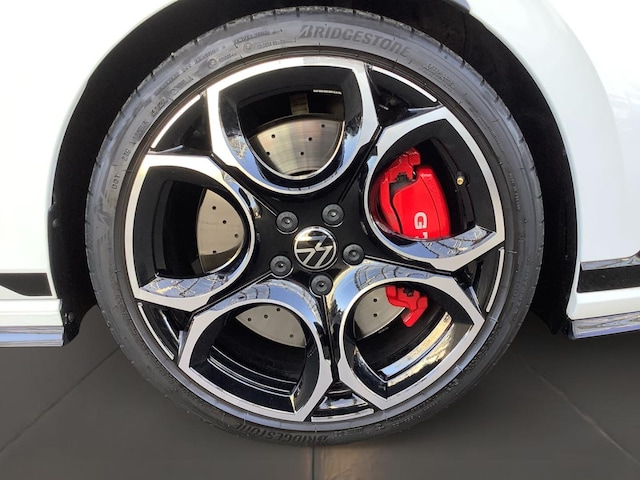 Volkswagen Golf 2.0 TSI DSG GTI