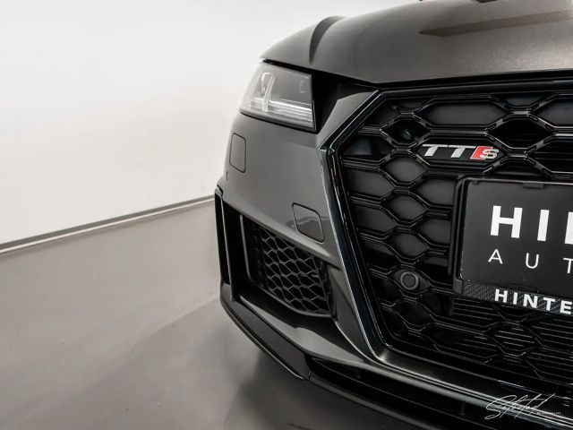 Audi TTS Cabriolet Quattro