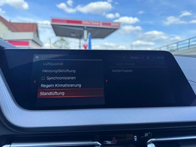 BMW 118 118d M-Sport Sedan