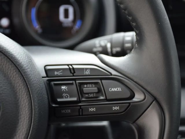 Toyota Yaris 1.5 Dual-VVT-iE (Hybrid)