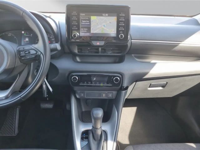 Toyota Yaris Business Hybride