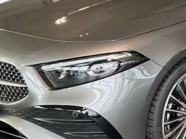 Mercedes-Benz A 220 4MATIC