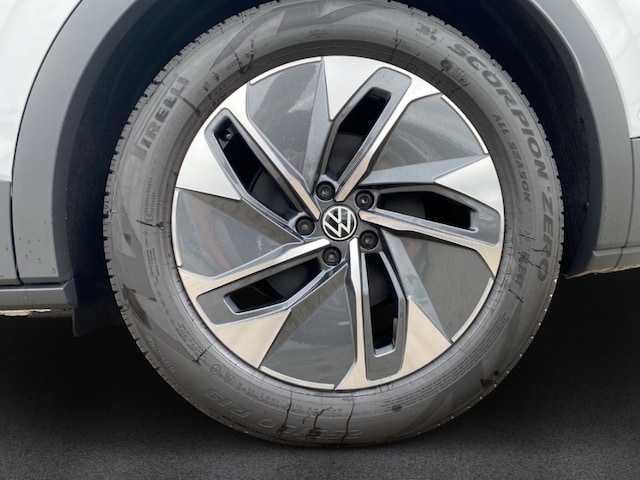 Volkswagen ID.4 IQ.Drive Performance Pro