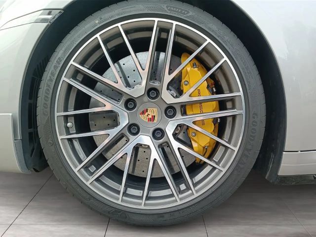 Porsche 992 Coupé S Turbo