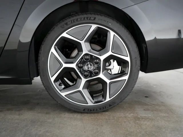 Opel Astra Sports Tourer Ultimate