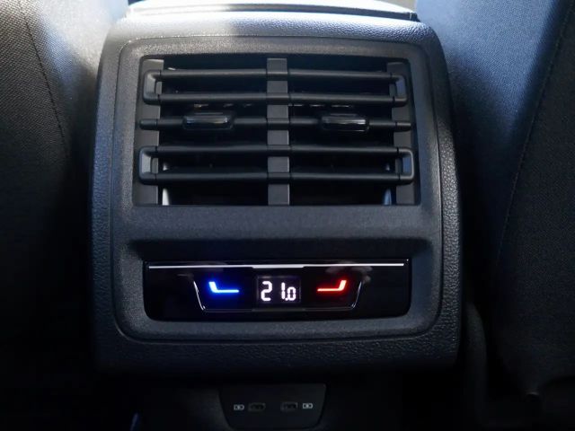 Volkswagen Golf 2.0 TDI DSG Golf VIII