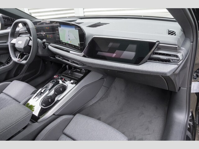 Audi A6 Avant Quattro S-Tronic