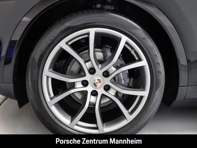 Porsche Cayenne Platinum Edition