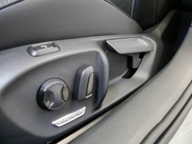 Volkswagen Passat DSG R-Line eHybrid