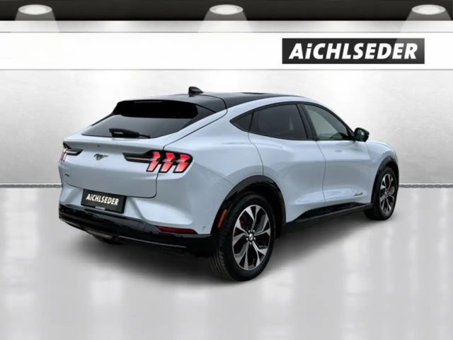 Ford Mustang Mach-E AWD Extended range