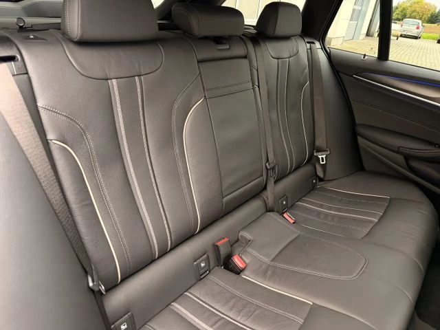 BMW 530 530d M-Sport Touring xDrive