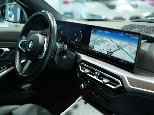 BMW 330 330d M-Sport Touring xDrive