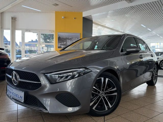 Mercedes-Benz A 180 A 180 d