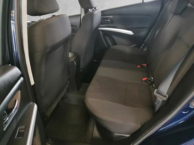 Suzuki S-Cross Clear