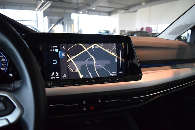 Volkswagen Golf 2.0 TDI DSG Life Variant