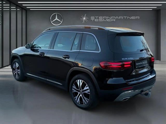 Mercedes-Benz GLB 220 4MATIC GLB 220 d