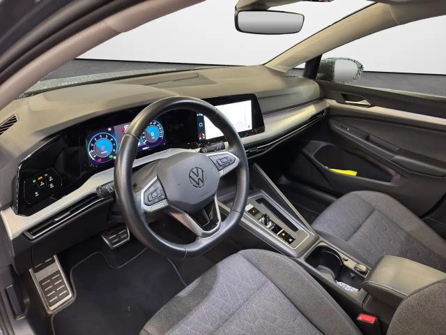 Volkswagen Golf 1.5 eTSI DSG Move Variant