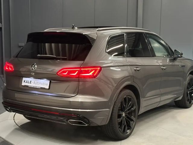 Volkswagen Touareg R-Line Style