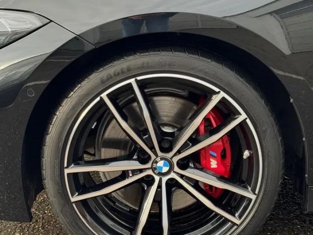 BMW 320 320d M-Sport Sedan xDrive