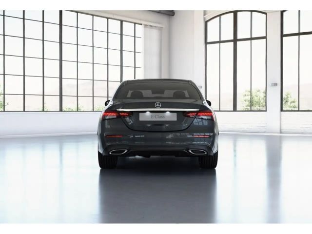 Mercedes-Benz E 220 AMG Line E 220 d Sedan
