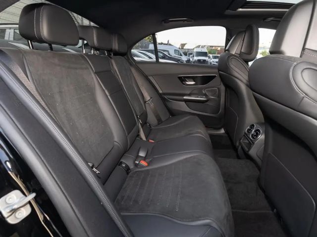 Mercedes-Benz C 180 Sedan