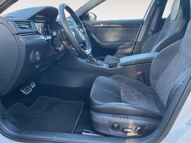 Skoda Superb 1.5 TSI Combi Sportline