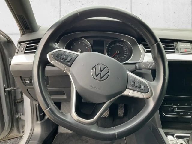 Volkswagen Passat 1.5 TSI Business