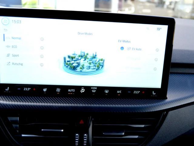 Ford Kuga Plug in Hybrid ST Line X