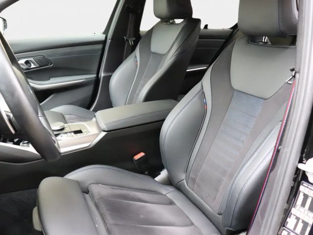 BMW 330 330i M-Sport Sedan xDrive