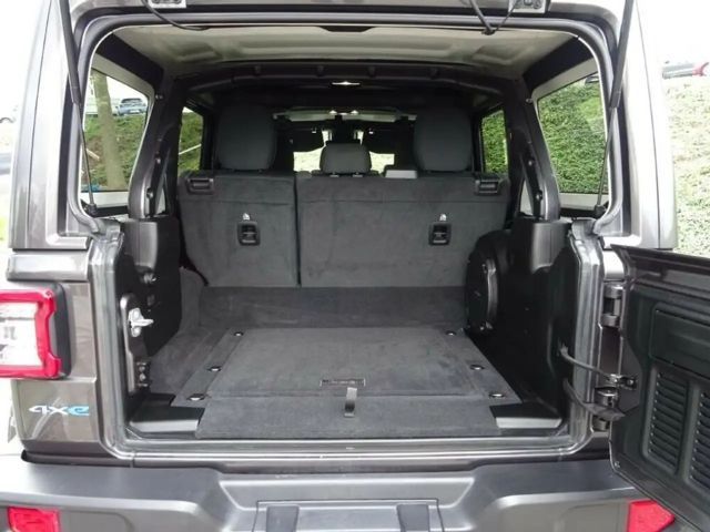 Jeep Wrangler 4xe Sahara