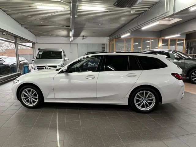 BMW 320 320d Touring xDrive