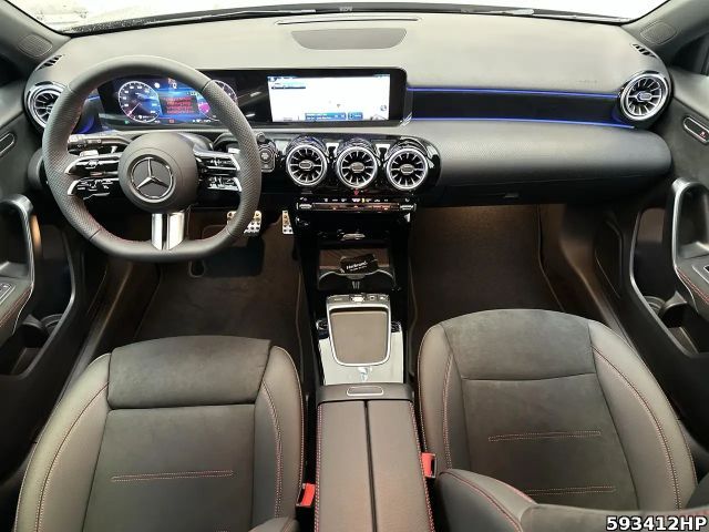 Mercedes-Benz A 180 AMG Line