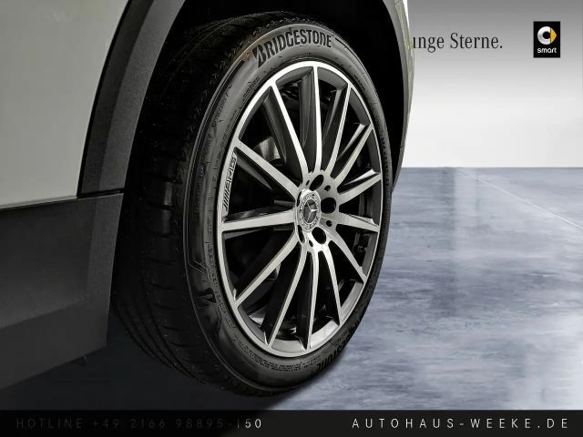 Mercedes-Benz GLA 180 AMG Line