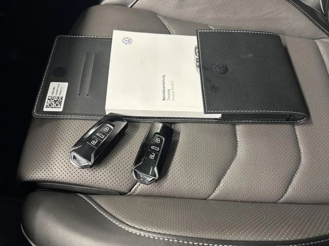 Volkswagen Touareg 4Motion R-Line Style