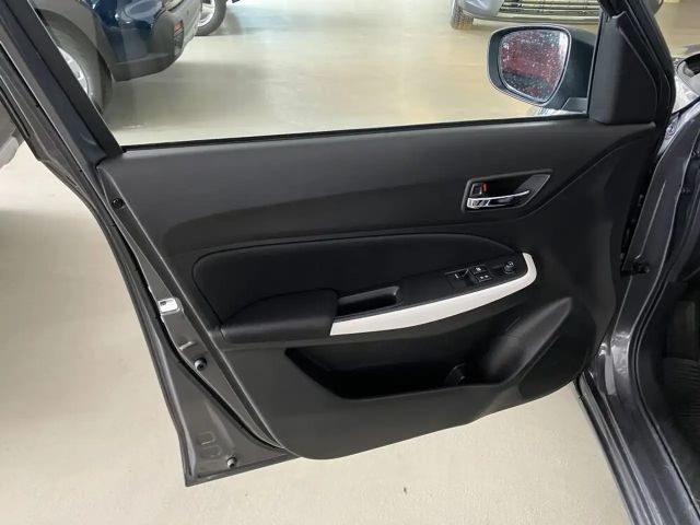 Suzuki Swift DualJet Hybrid Shine