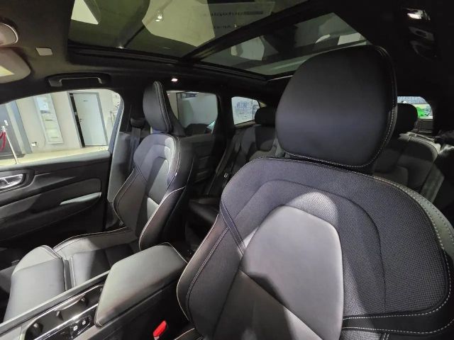 Volvo XC60 AWD Dark Plus Recharge T6