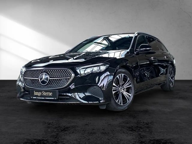 Mercedes-Benz E 200 AVANTGARDE Estate