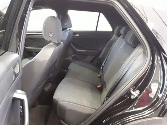 Volkswagen T-Roc 1.5 TSI DSG R-Line