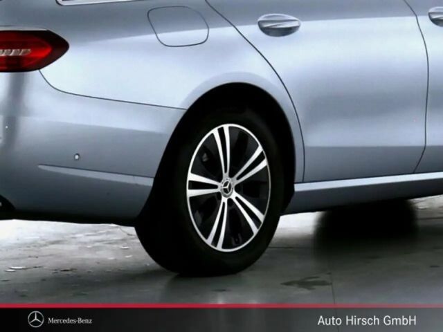 Mercedes-Benz E 220 AVANTGARDE E 220 d Estate