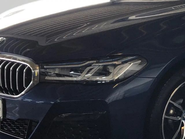 BMW 530 530e M-Sport xDrive