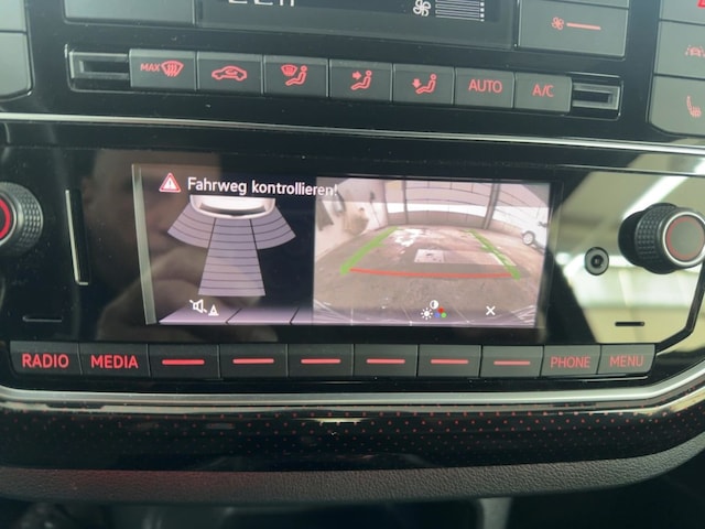 Volkswagen up! 1.0 TSI GTI