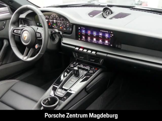 Porsche 992 Cabrio Carrera GTS