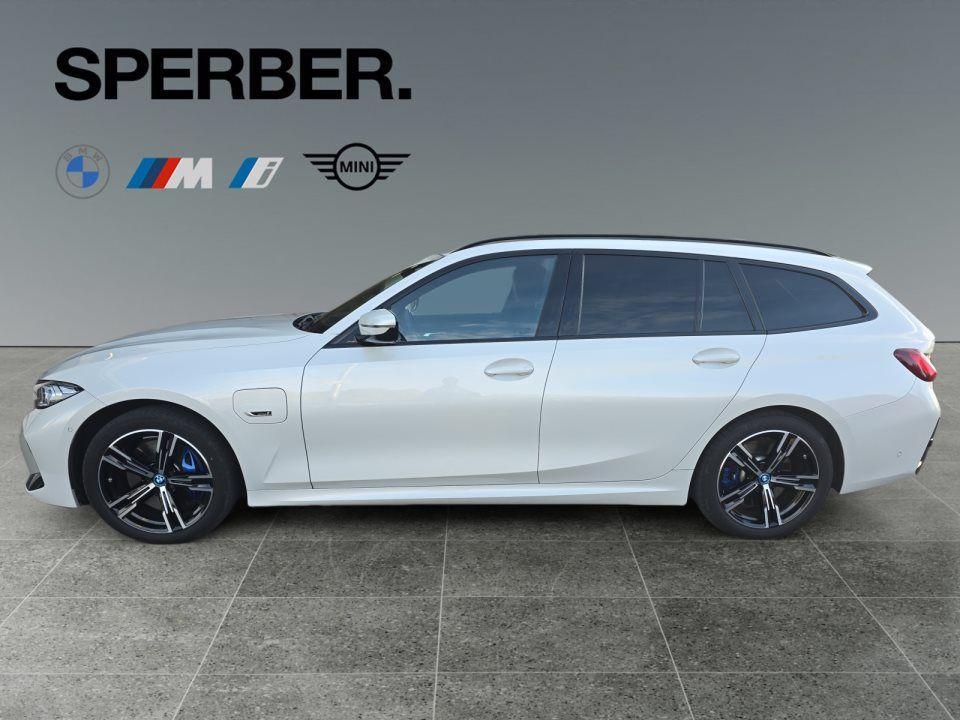 BMW 330 330e Touring