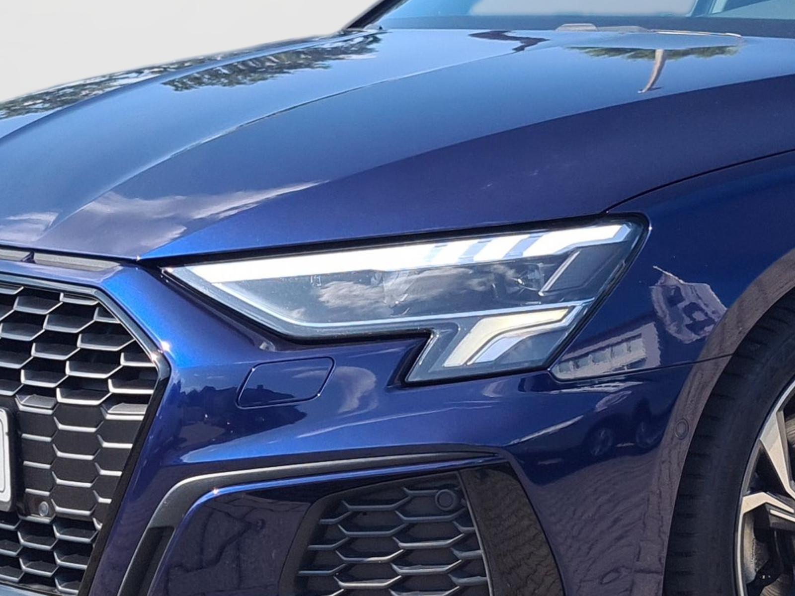 Audi A3 30 TDI S-Line Sedan Sportback