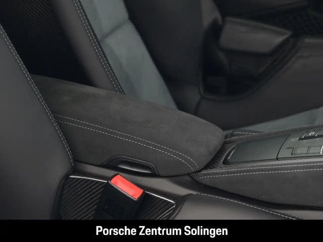 Porsche Cayman 718 RS