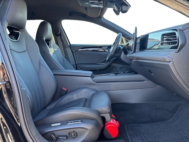 Volkswagen Passat 4Motion DSG R-Line Variant